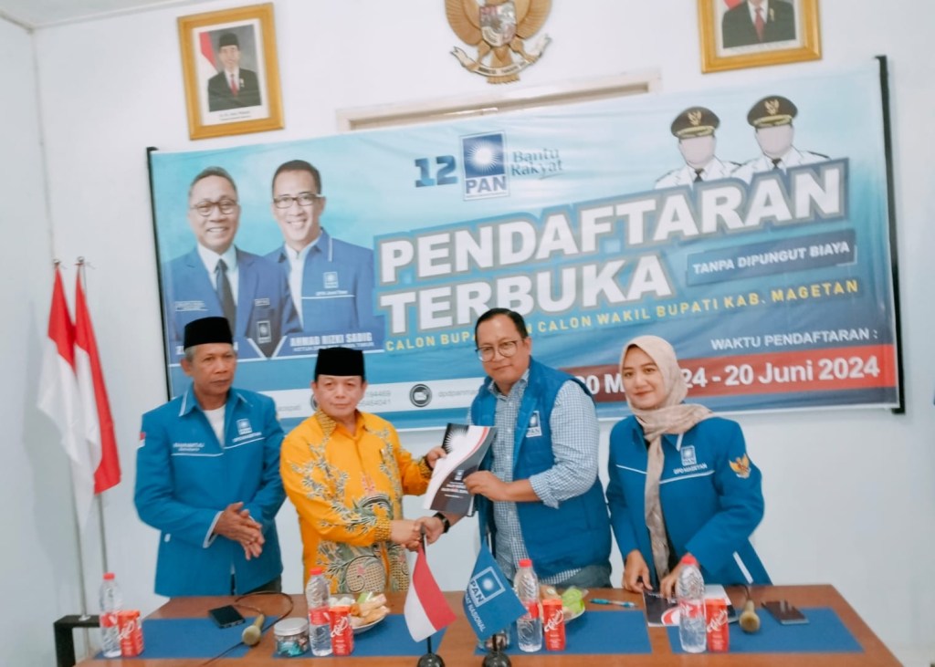 Komitmen Terjun di Pilkada Magetan, Mbah Tik Kembalikan Formulir di Empat Partai