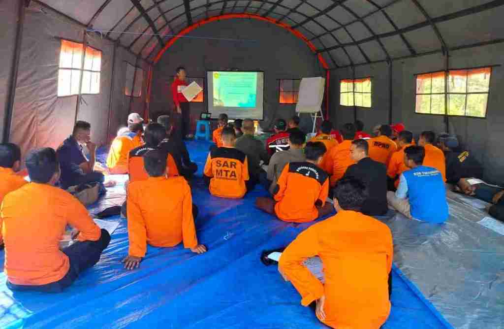 Tingkatkan Kemampuan Relawan, BPBD Magetan Gelar Pelatihan Jungle Rescue dan Vertical&nbsp;Rescue
