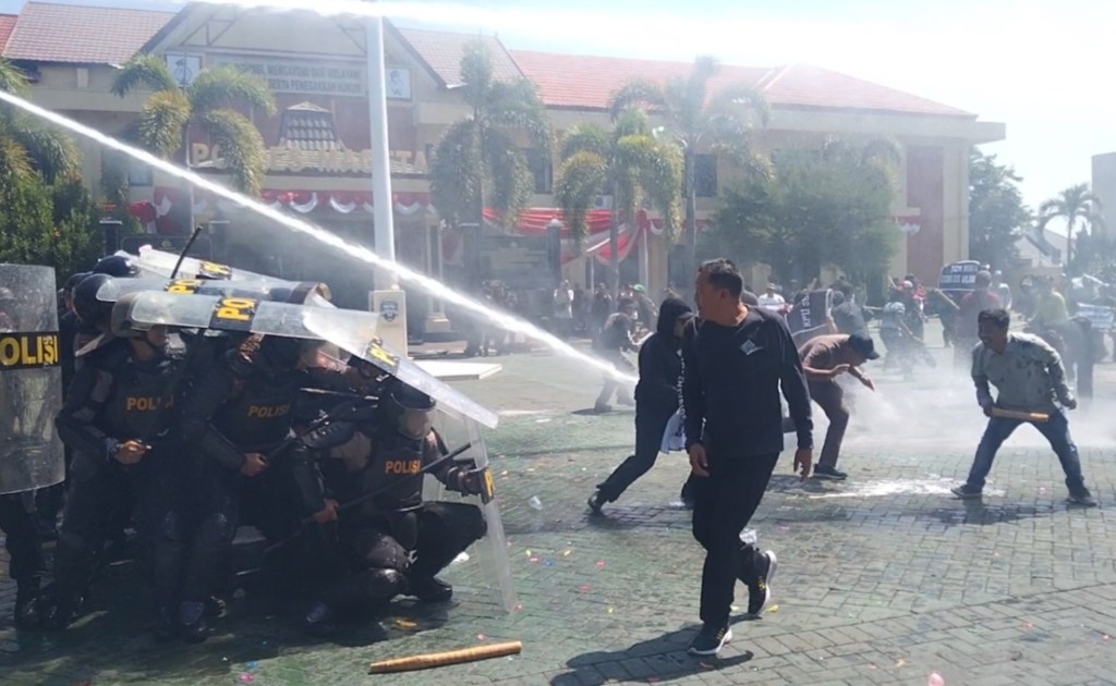 Jelang Pilkada 2024, Polres Magetan Gelar Deklarasi Damai dan Simulasi Sispamkota